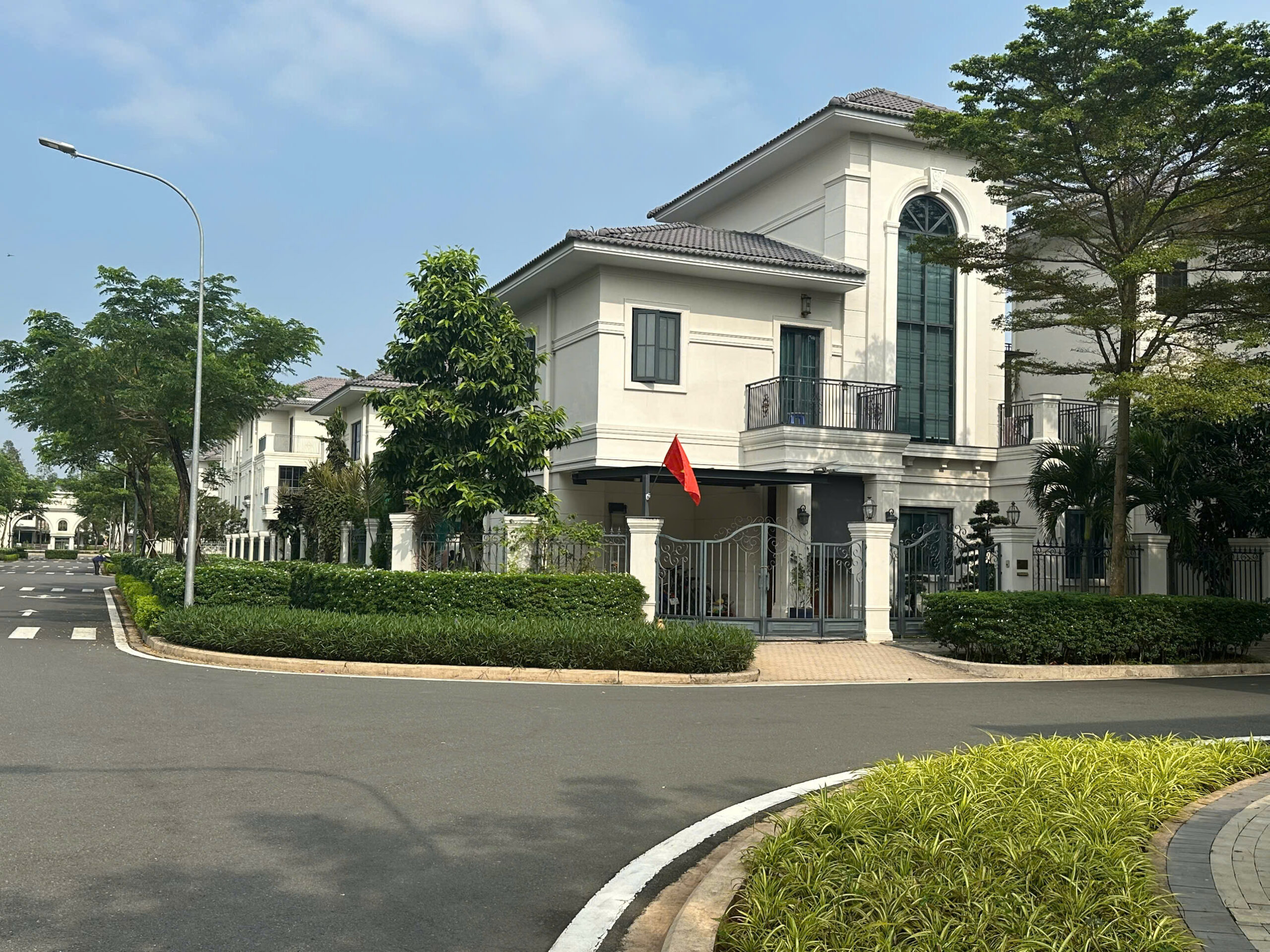 Bán Biệt Thự Swanbay Đơn Lập Căn Góc 3 Mặt Thoáng zone 4
